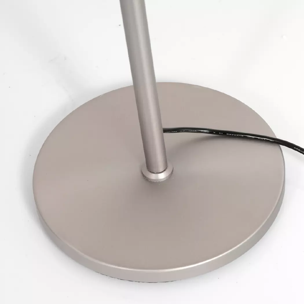 LED-Stehlampe Turound LED