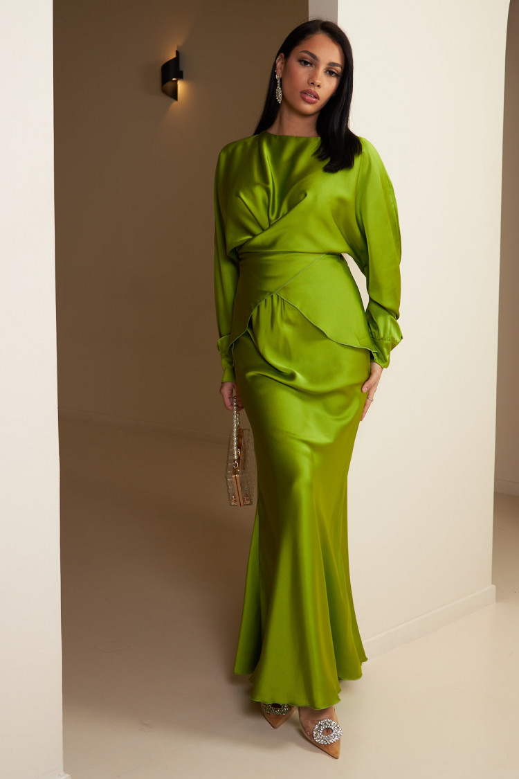 Ensemble 2 pièces top + jupe en satin vert
