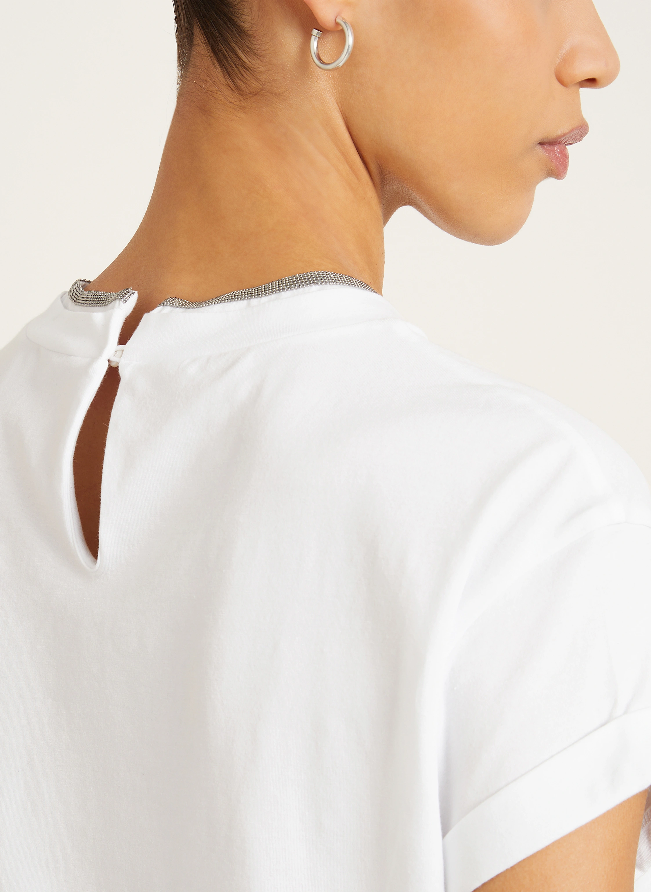BRUNELLO CUCINELLI T-Shirt mit Zierperlen