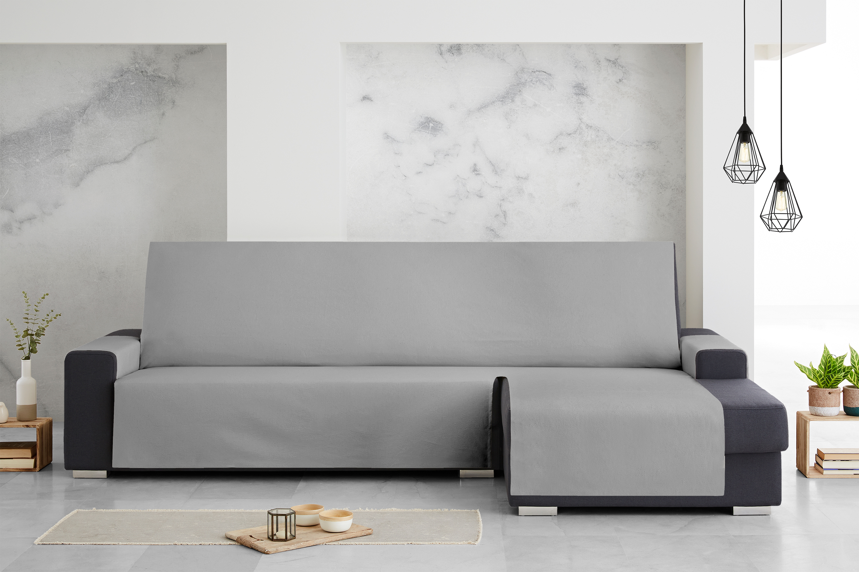 Capa protetora para sofá com chaise longue direita Extra Royale 290 cm. Cinza escuro.