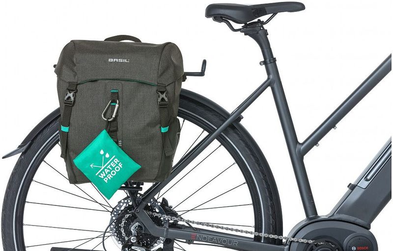 Basil Discovery 365D Enkele Fietstas M - Lichtgewich - Compac - Waterdicht - Zwart