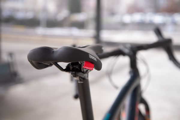 ARTEMIS LIGHT Sattel  schwarz  135mm