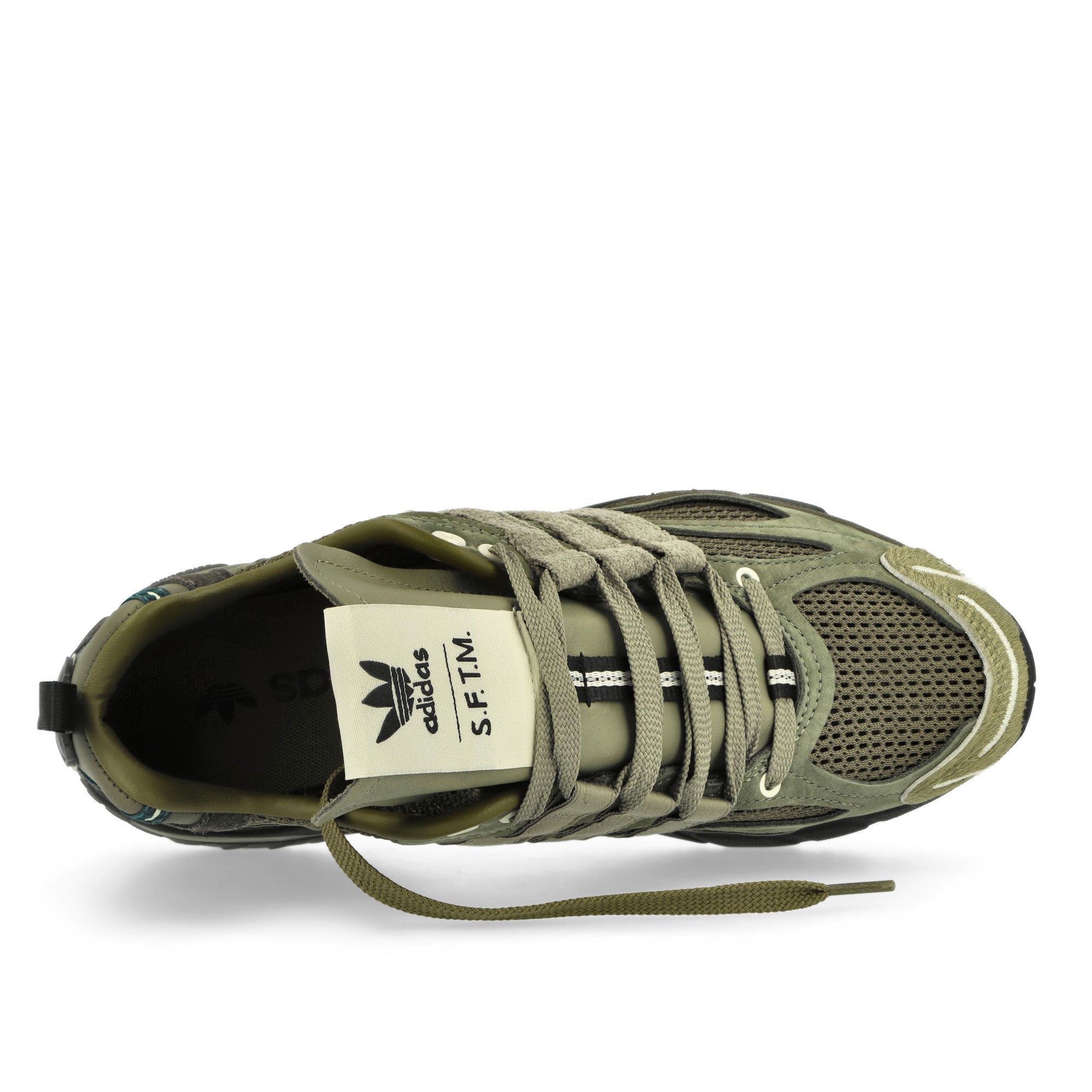 adidas<br>Adistar Cushion