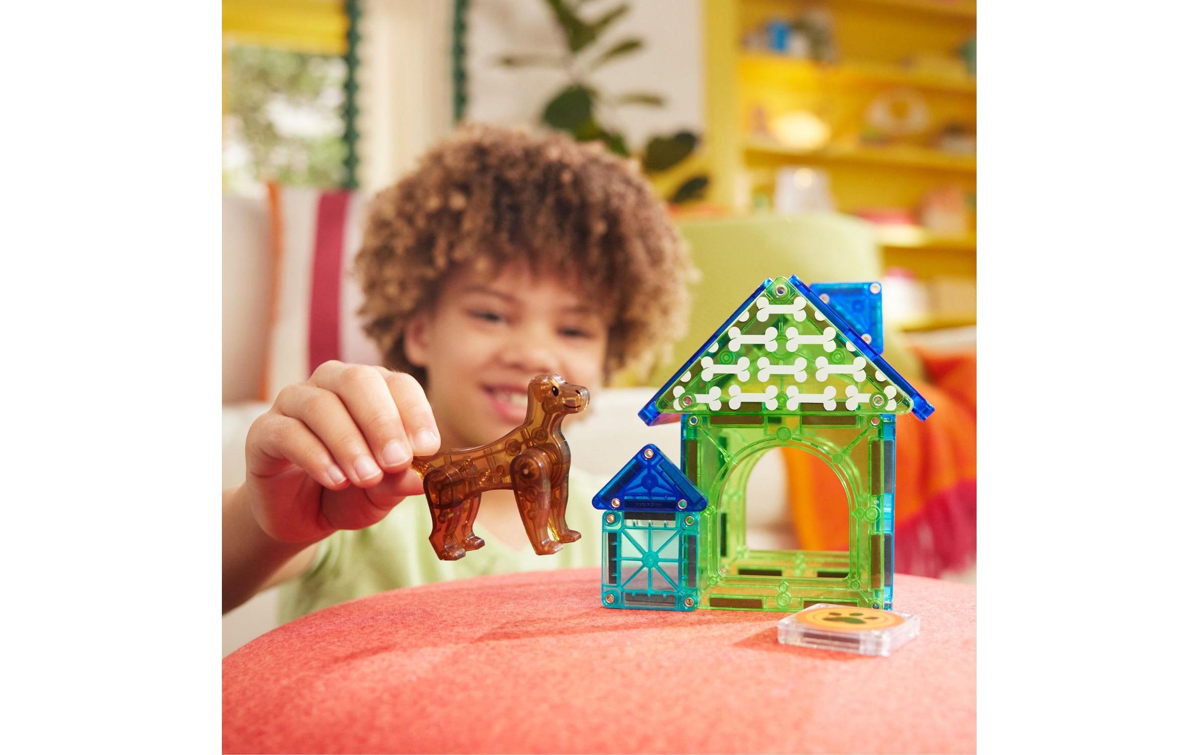 Dog House 13 TeileDog House Bau- und Spielset mit 13 magnetischen Teilen
