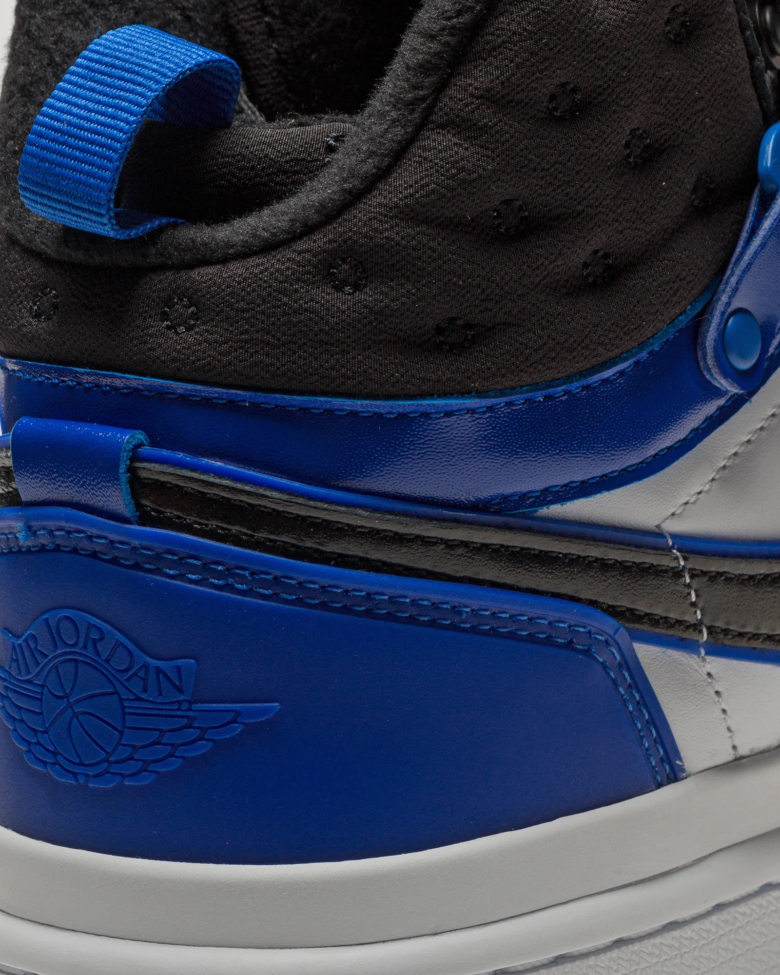 Jordan WMNS Air Jordan 1 Acclimate 'Royal Toe'