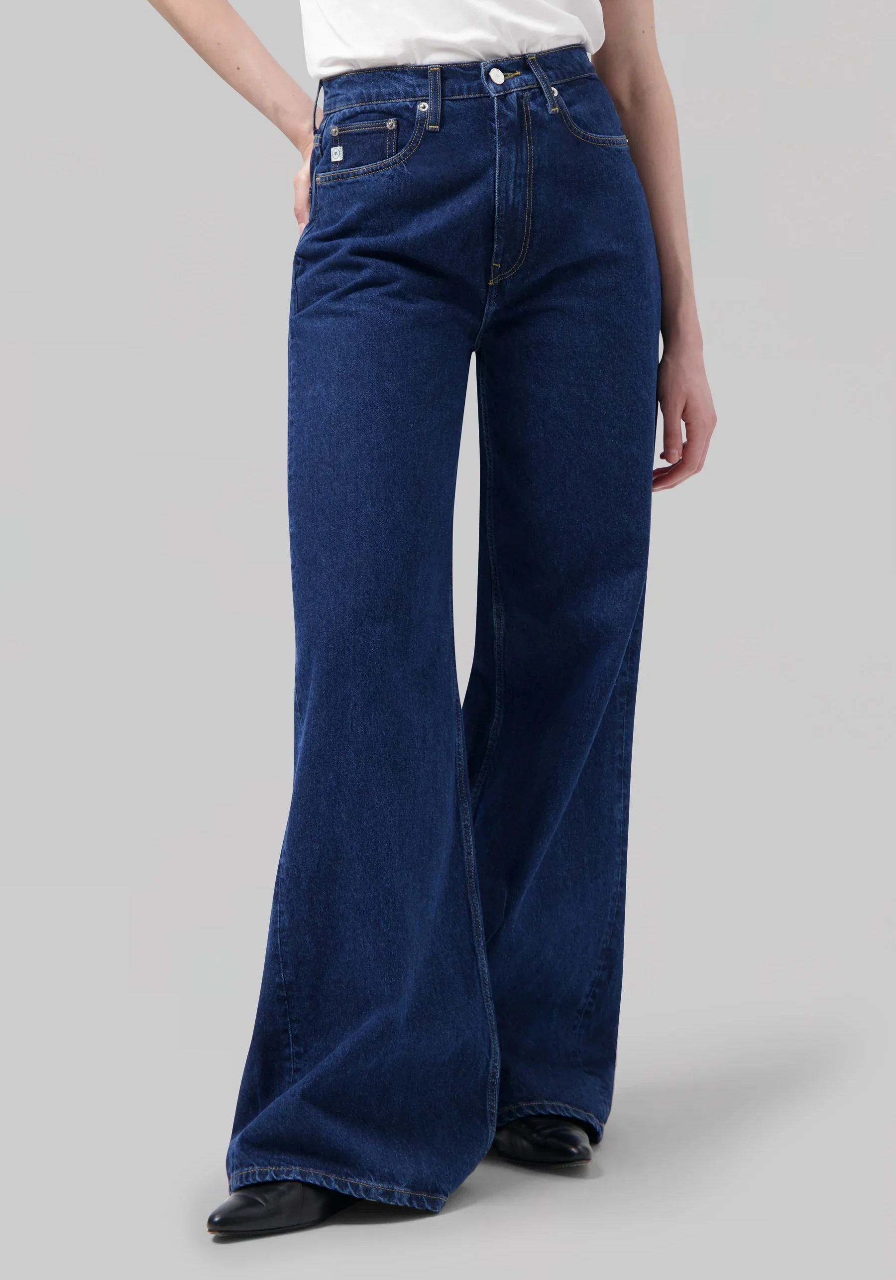 Mud Jeans Damenjeans Sara High Loose Stone Indigo