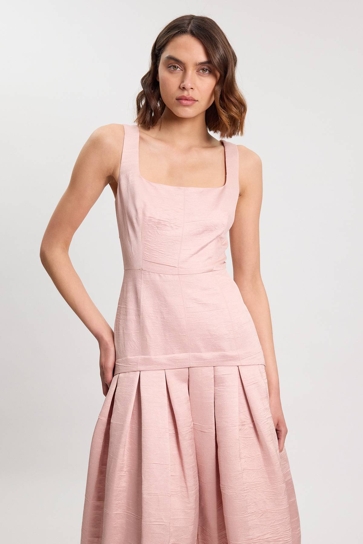 KarenMillen Robe Midi Ajustée À Jupe Ample En Sergé Texturé