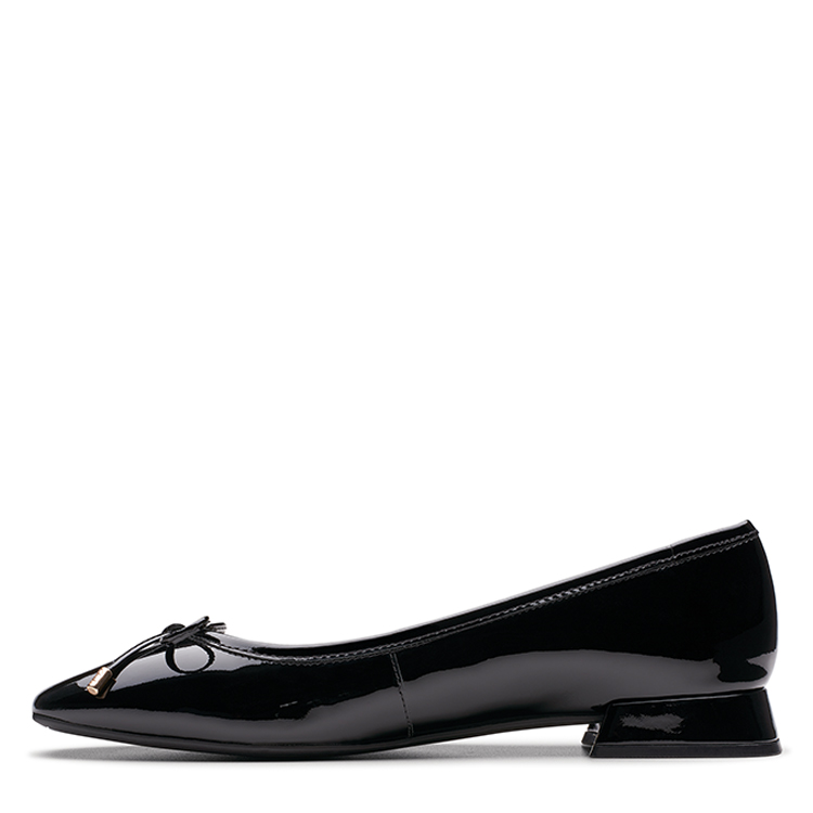 Clarks Ubree15 Step | NOIR VERNI