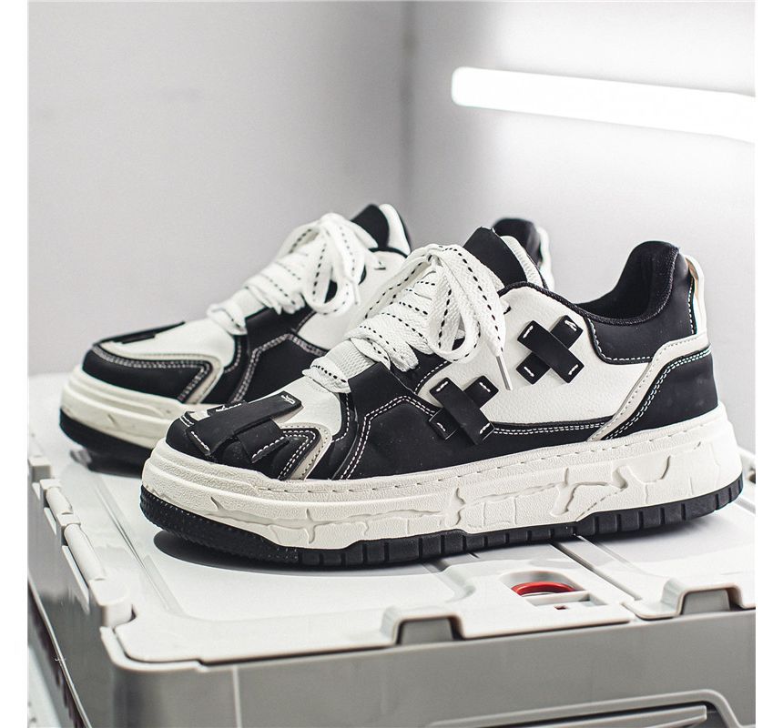 Deepwood - Platform Cross Panel Sneakers