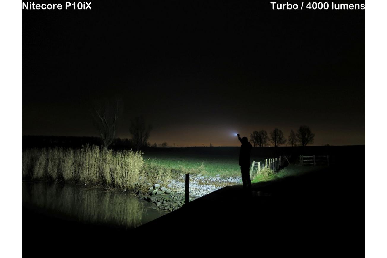 Nitecore P10iX tactische zaklamp, 4000 lumen