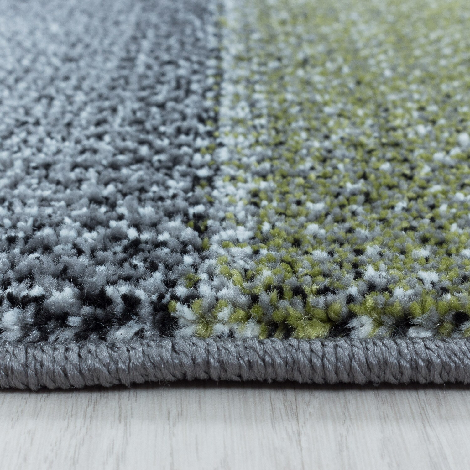 Moderner Designer Kurzflor Teppich - Karo Design für Wohnzimmer, Schlafzimmer