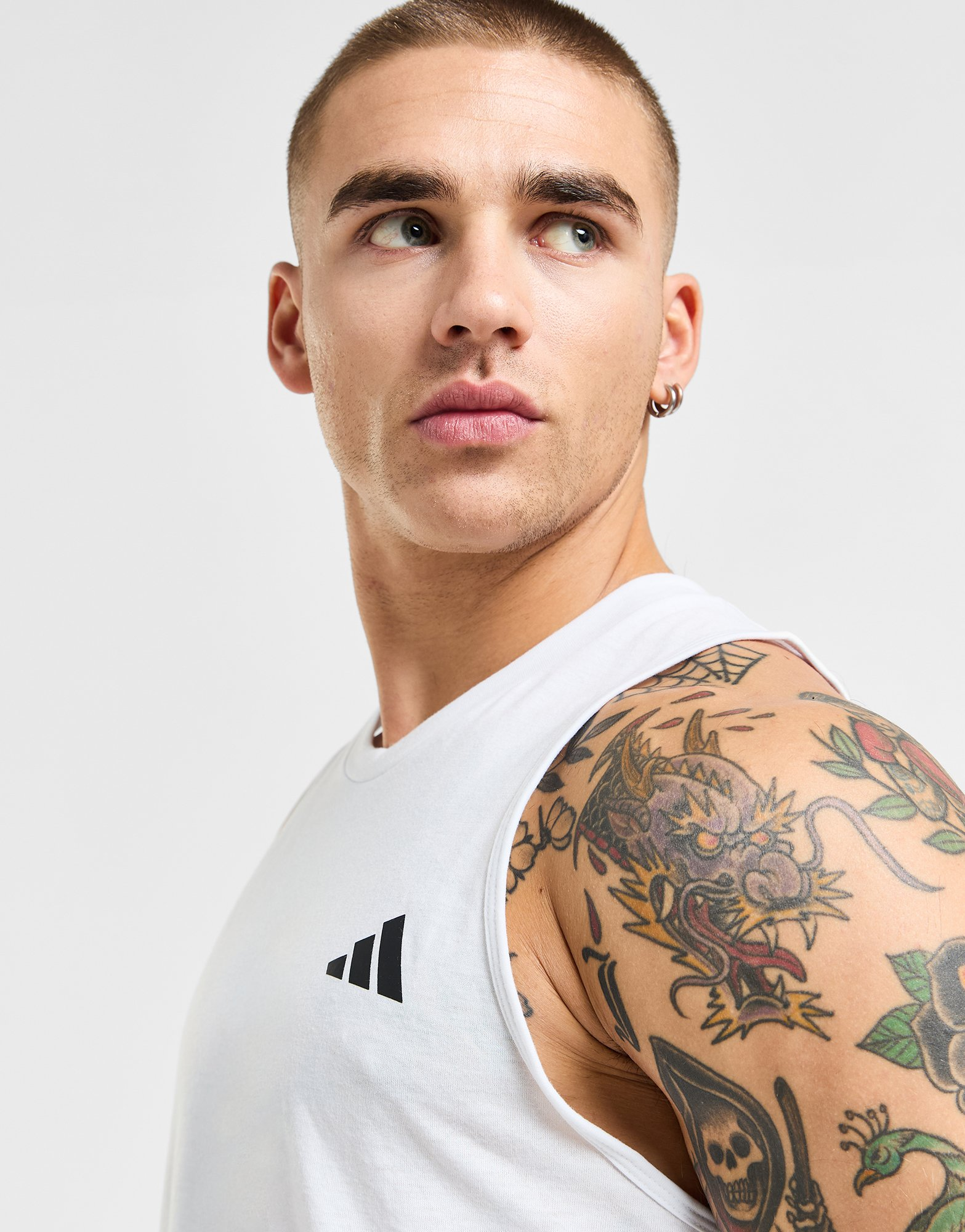 adidas T-shirt d'entraînement sans manches Train Essentials Feelready