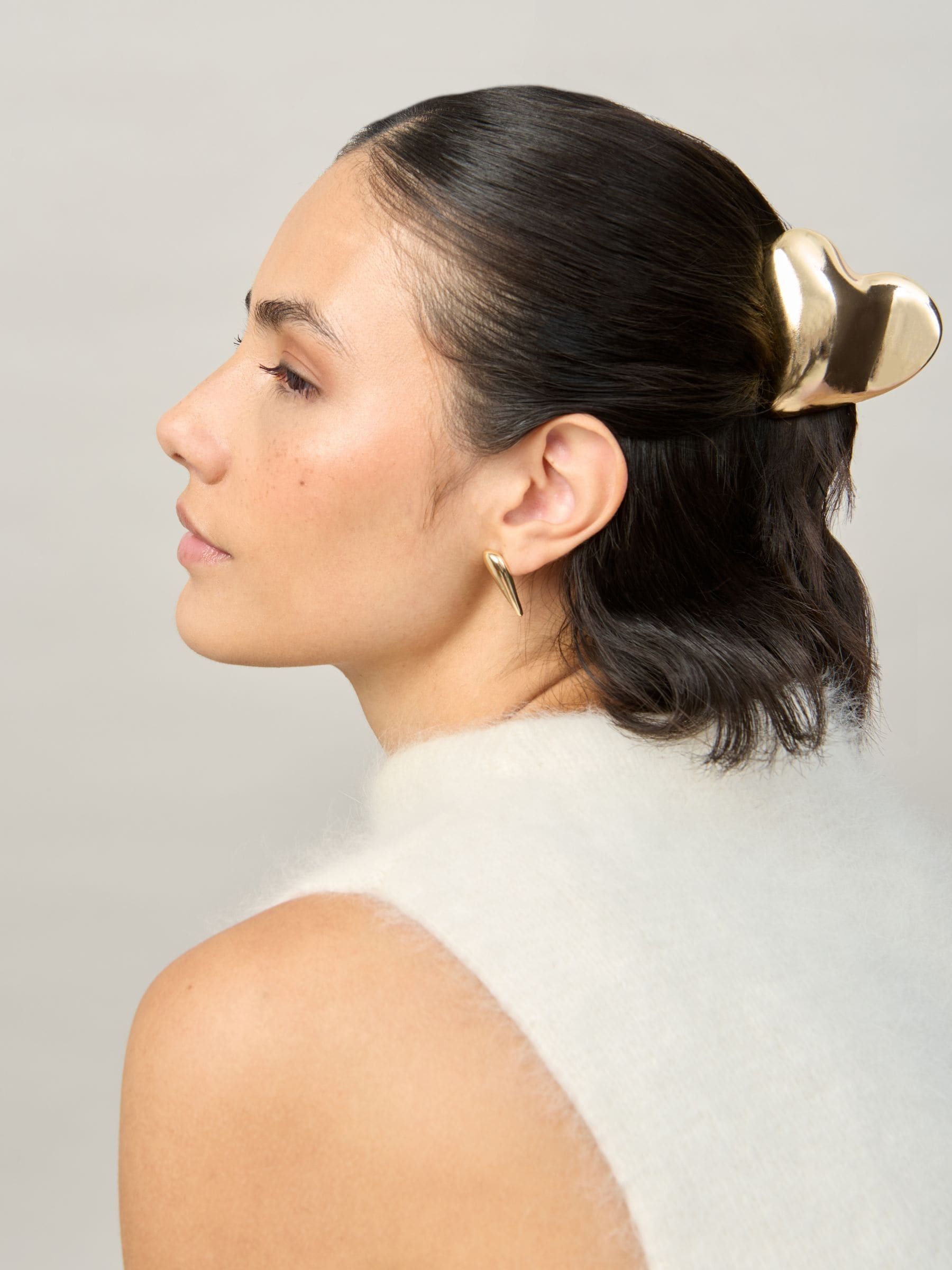 Aela Gold Tone Metal Heart Hair Claw