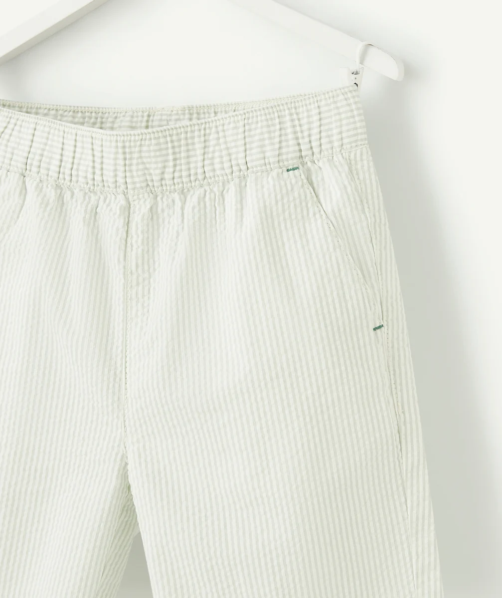 BERMUDA DROIT GARÇON EN FIBRES RECYCLÉES RAYÉ VERT ET BLANC