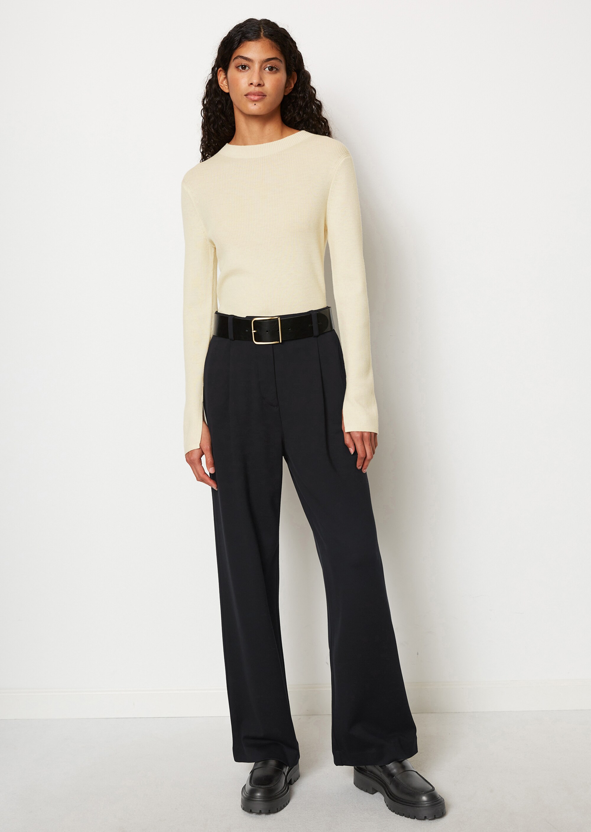 Rippstrickpullover slim aus edler Merinowolle