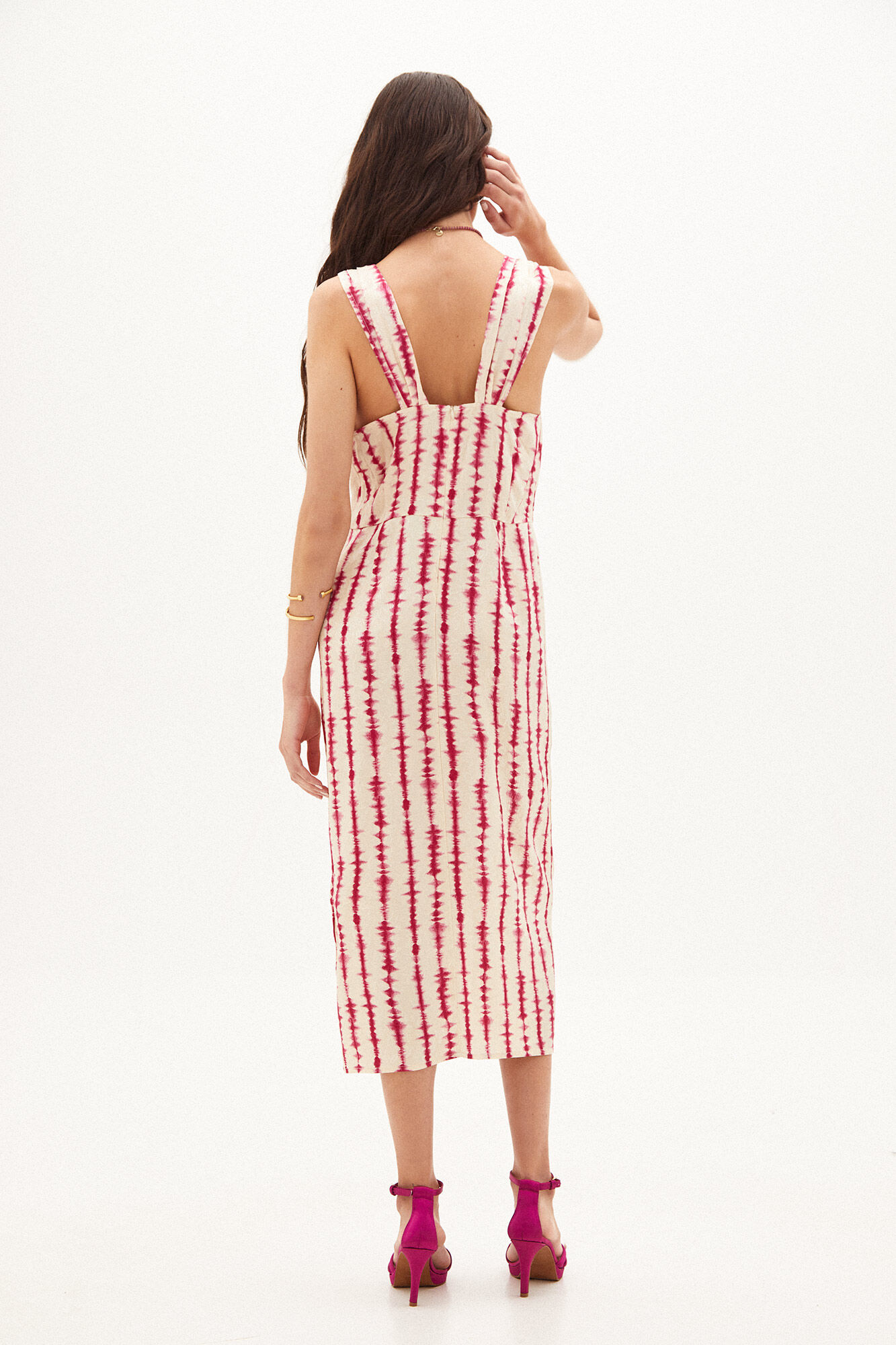 Mariela. Vestido midi estampado - Vários