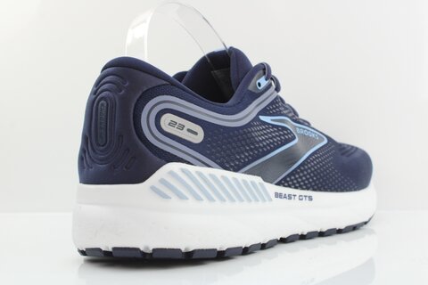 Brooks Beast GTS 23