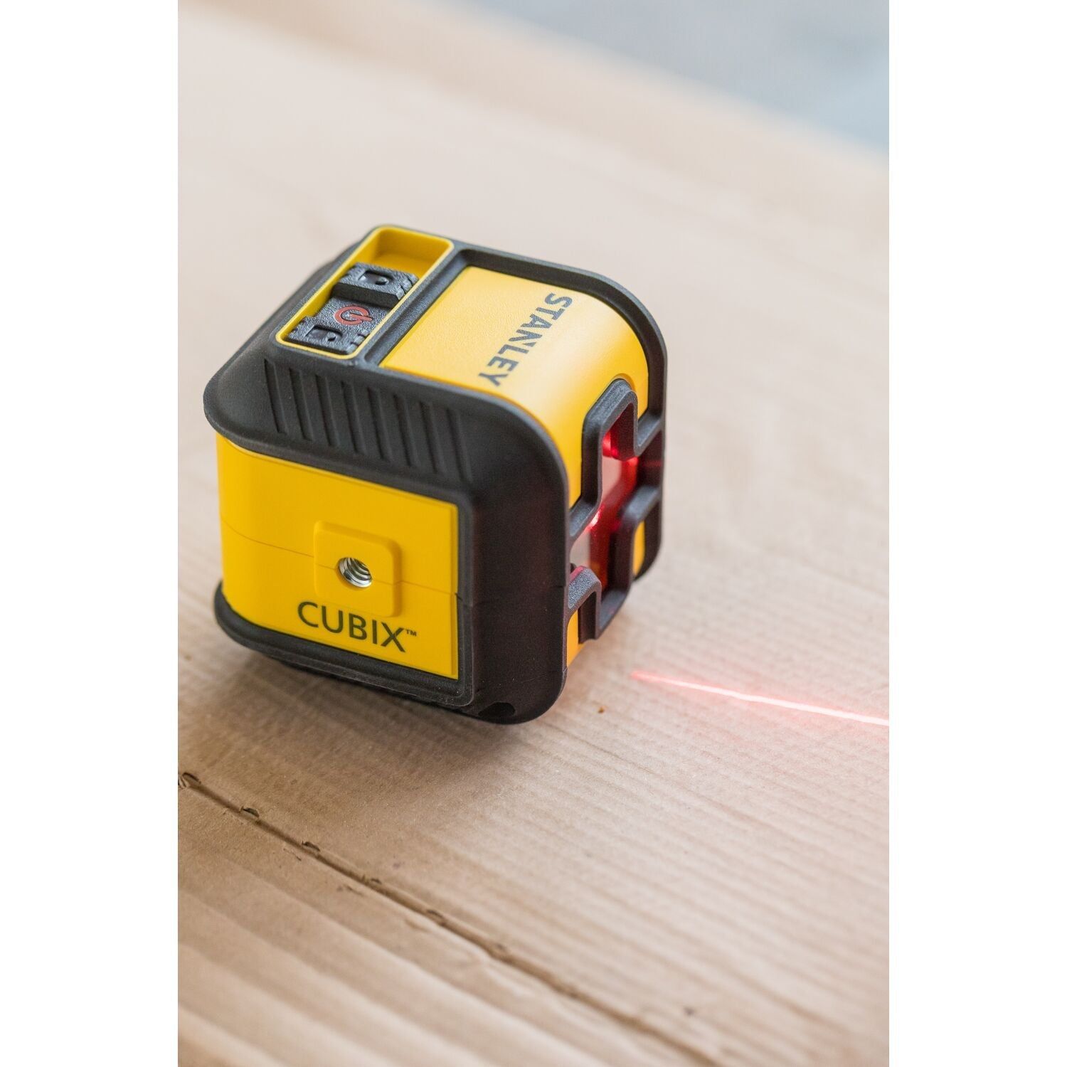 Stanley STHT77498-1 Kruislijnlaser Cubix™ Rood