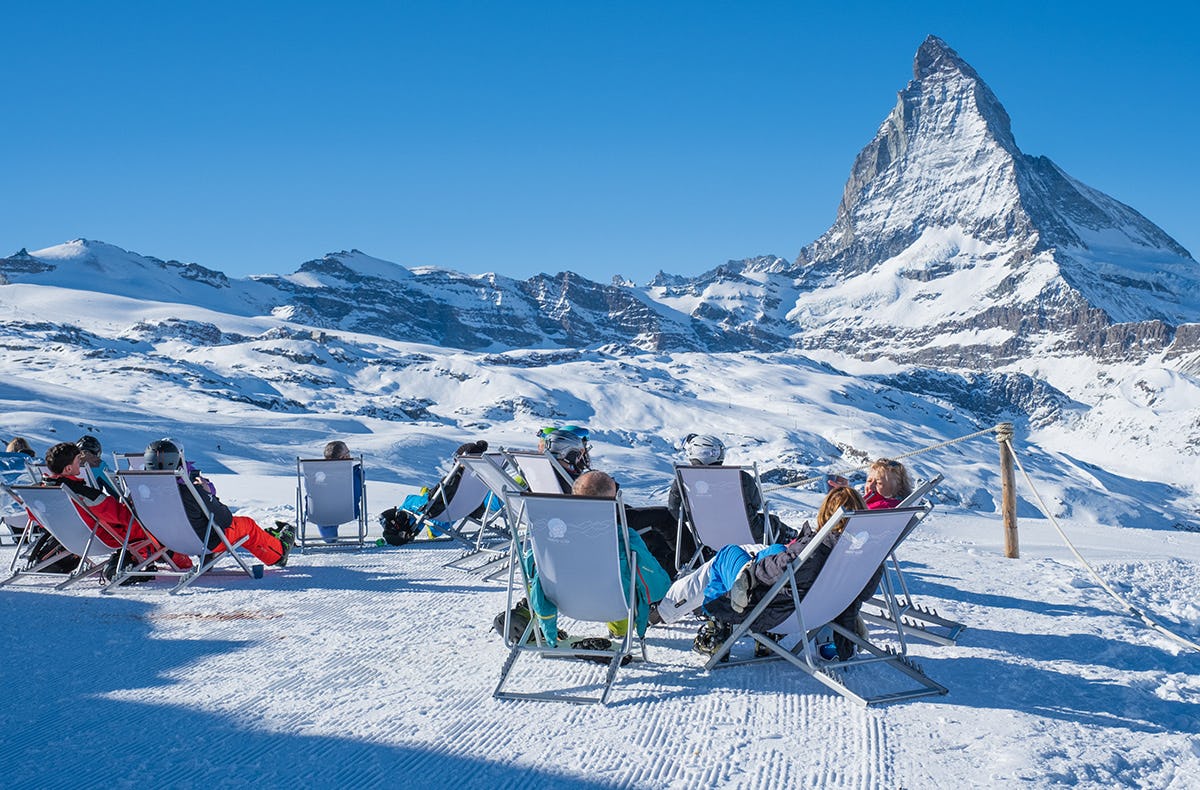 Iglu-Übernachtung in Zermatt als besondere Geschenkidee