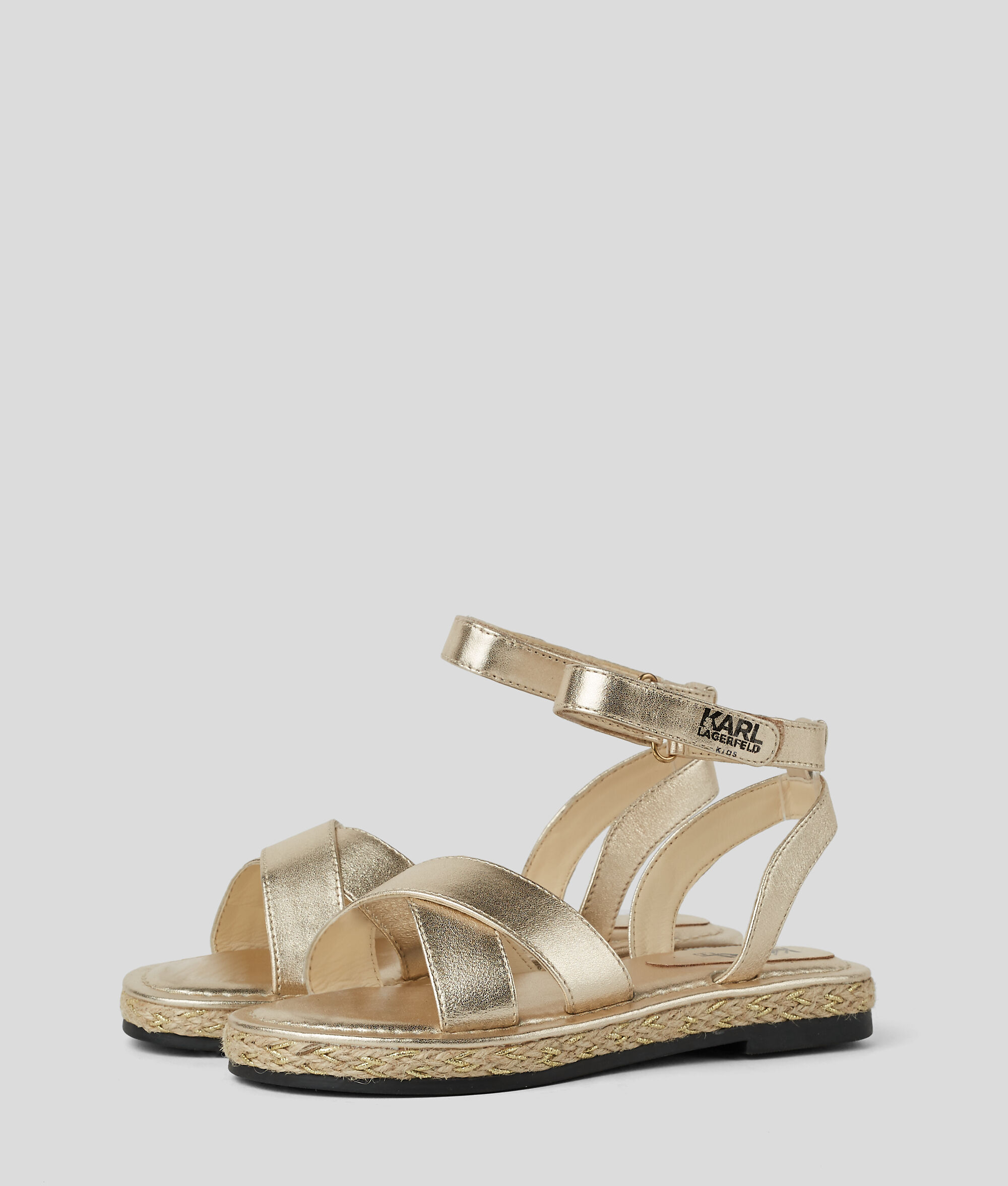 Sandales métallisées pour fille