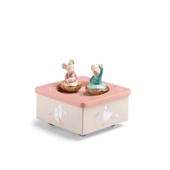 La Petite École de Danse Boite à Musique   Rose        de               Moulin Roty
