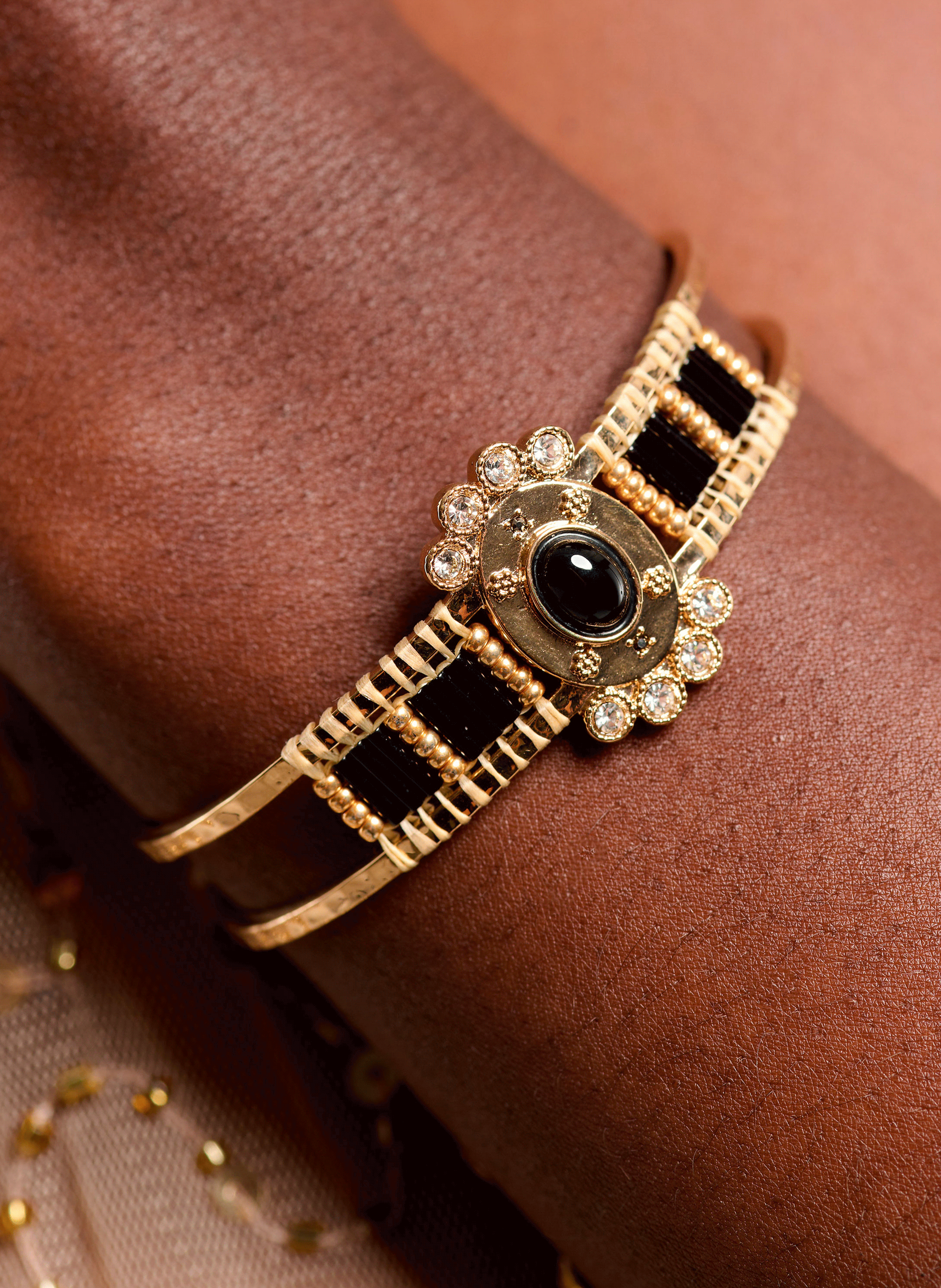 BRILLANT - Bracelet jonc ajustable en perles et laiton | Noir
