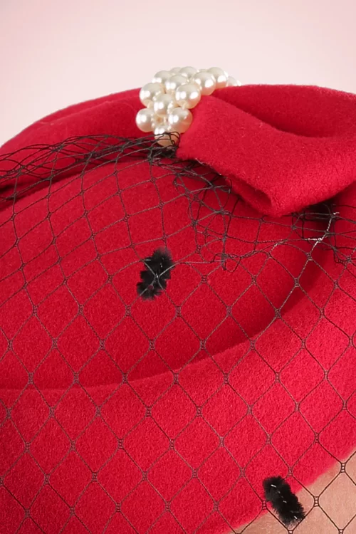 Banned Retro Judy-hoed in rood