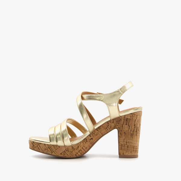 Blue Box dames sandalen met kurk hak goud