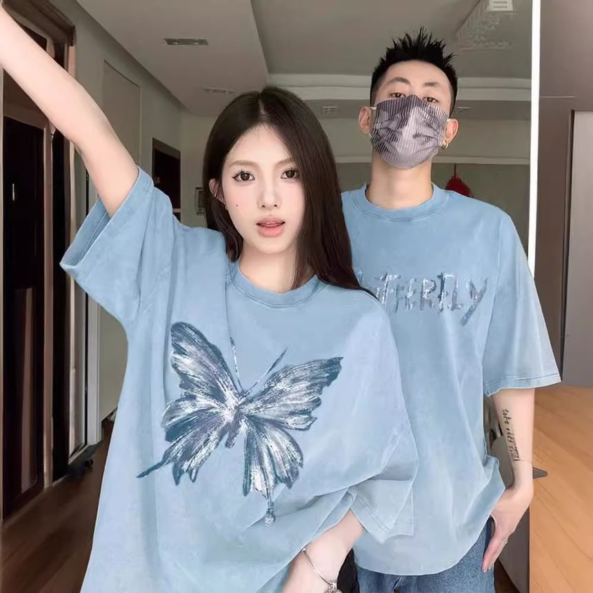 Double White - Koppels bijpassende T-shirt met korte mouwen, ronde hals en vlinderprint