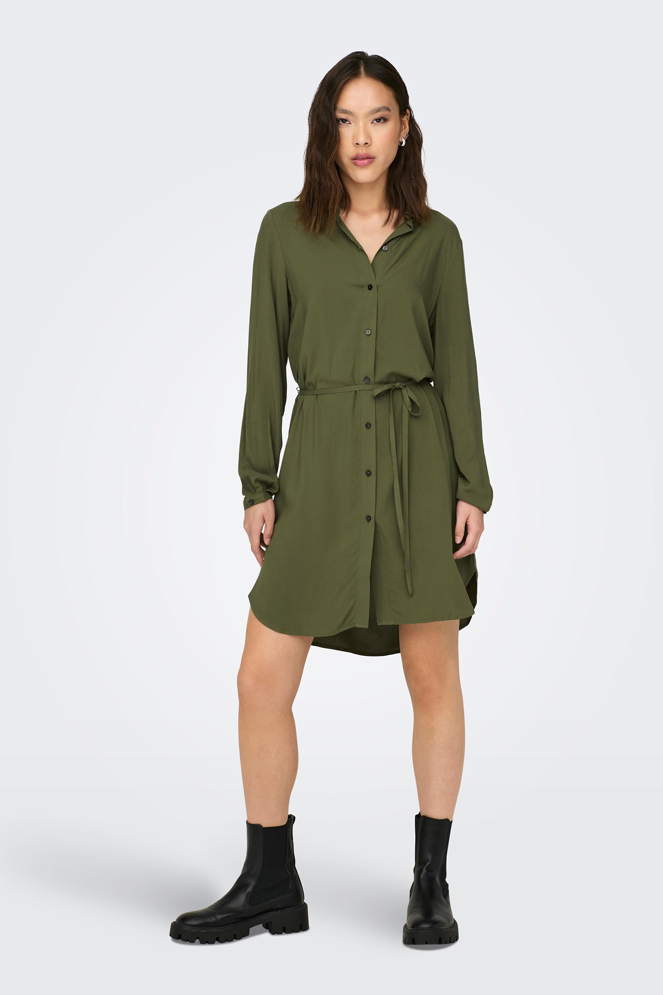 Vestido midi estilo camisa