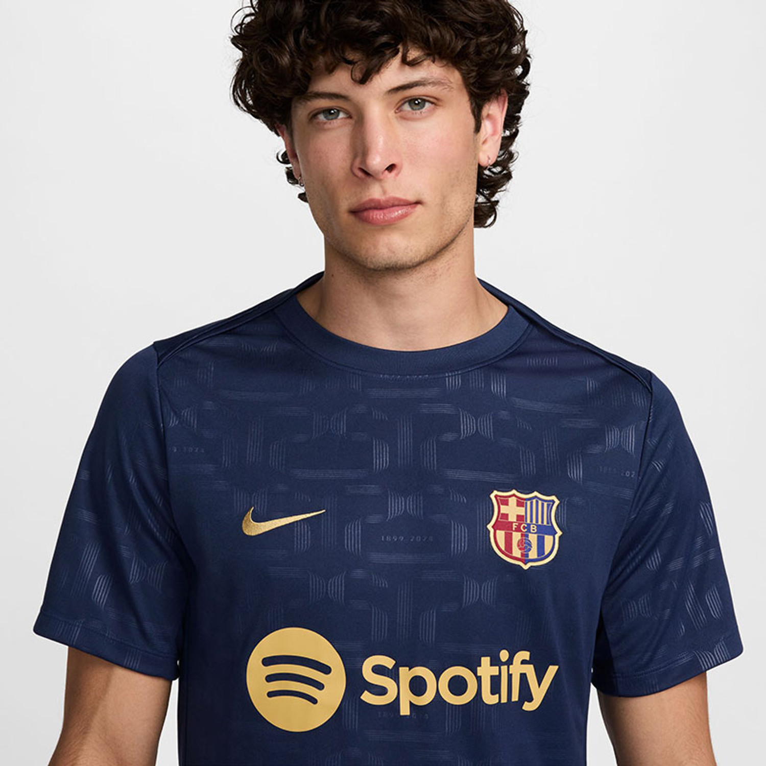 Nike FC Barcelona Pre-Match Top 2024/2025