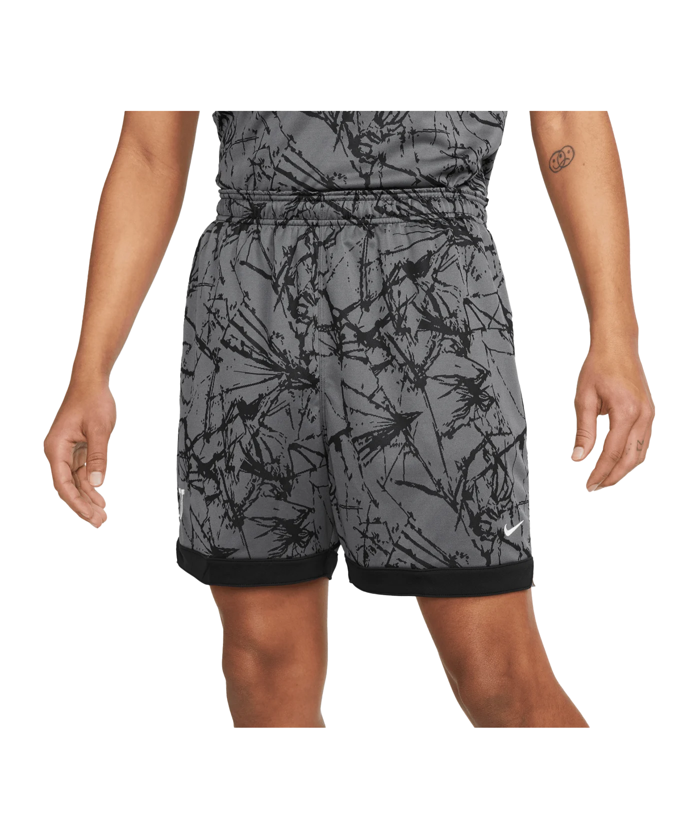 Nike F.C. 5inch Short Grau F068