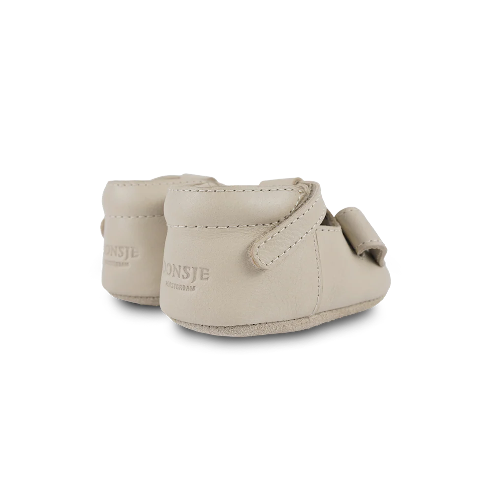 Spark Special Shoes | Golden Retriever | Ivory Classic Leather