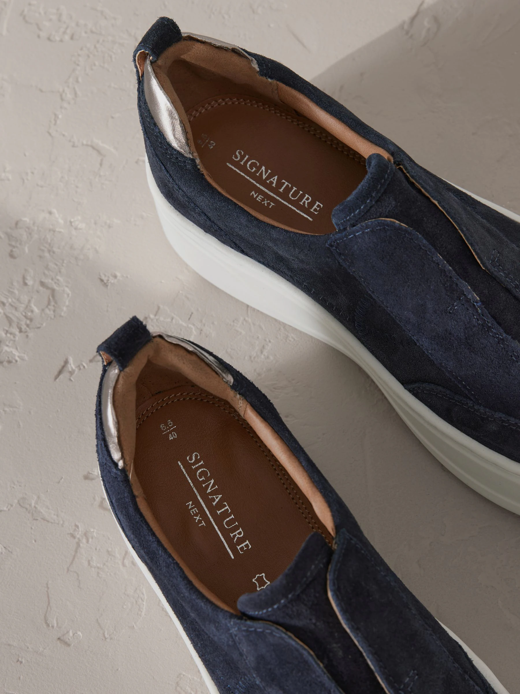 Marineblauw - Signature leren instapsneakers met dikke zool en plateauzool