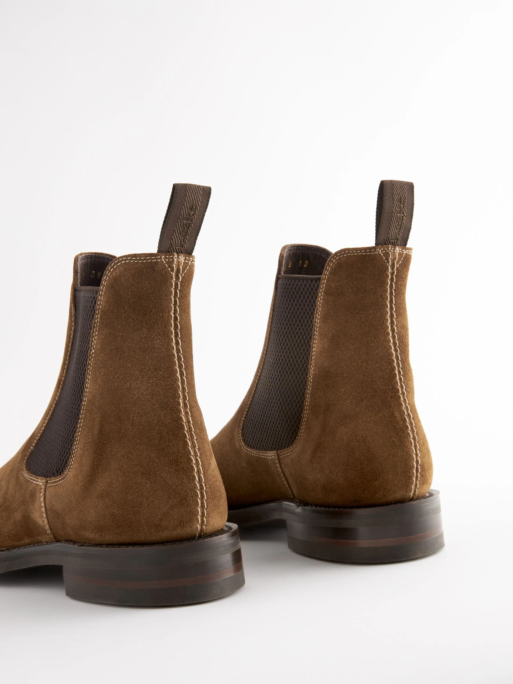Bruin - Loake For Next suède Chelsea-laarzen