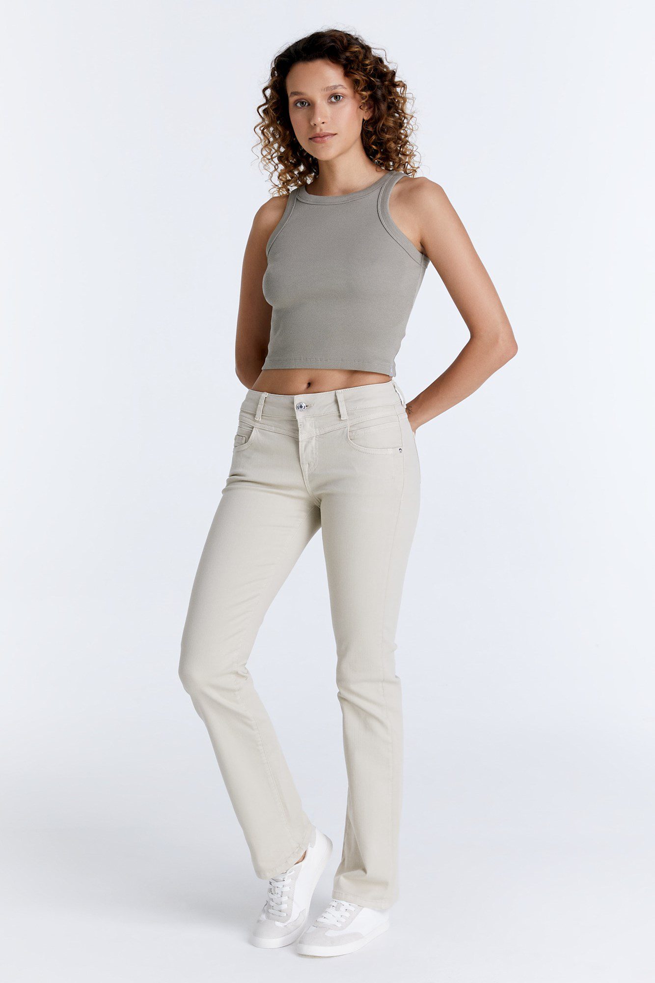 COJ Denim - Judith Mid Waist Jeans - Sand