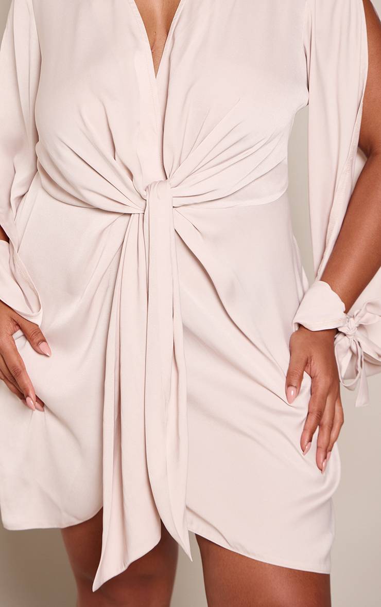 Gris Robe Portefeuille Grande Taille En Satin Brillant À Détail Torsadé Devant Et Manches Fendues