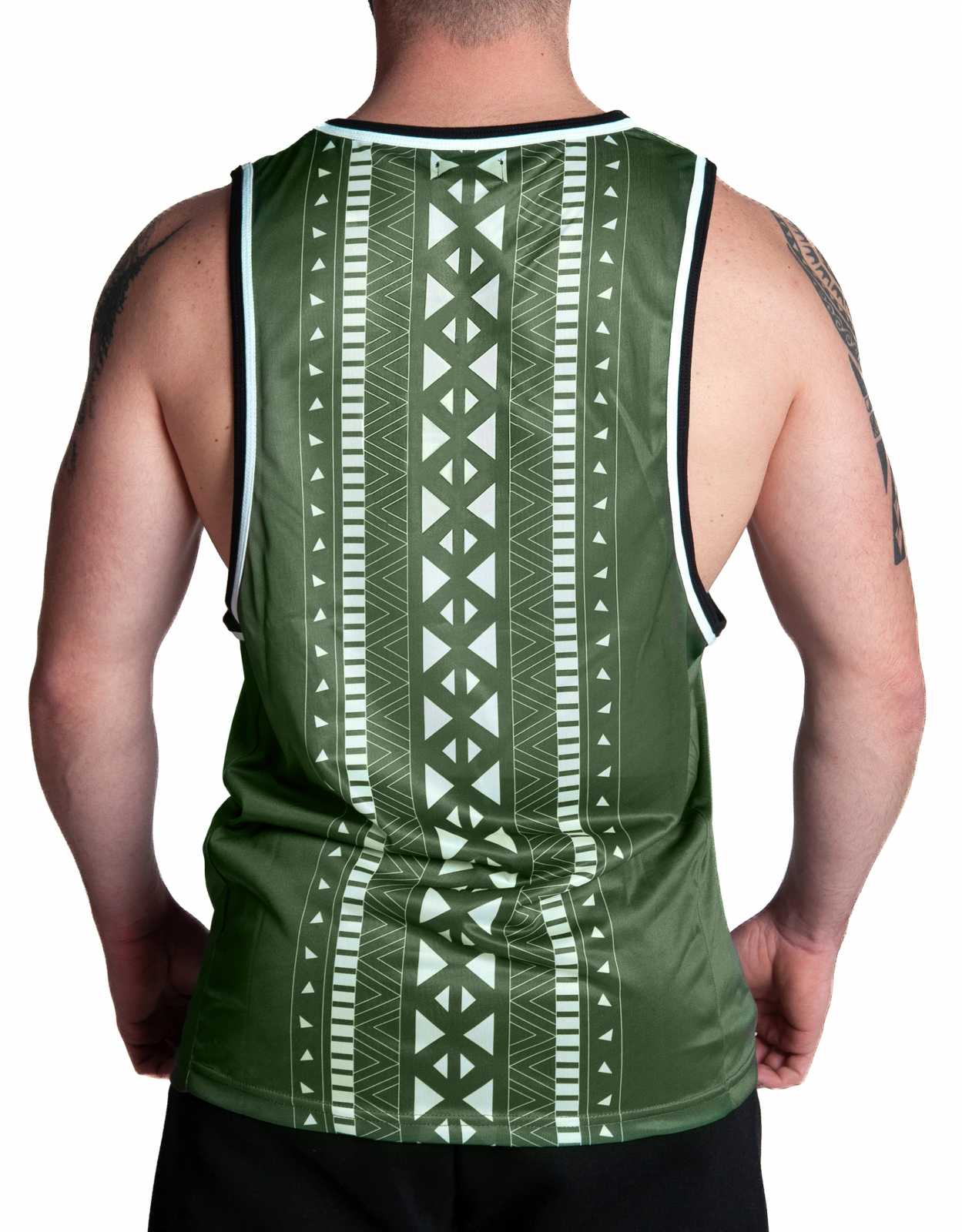 Regata Zumba Gym Native na cor Verde Floresta