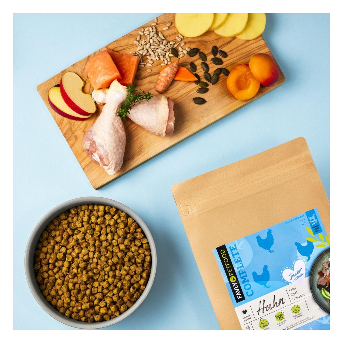 FAVLY Petfood Trockenfutter Huhn mit Lachs, Apfel & Leinsamen (Junior) 3 kg