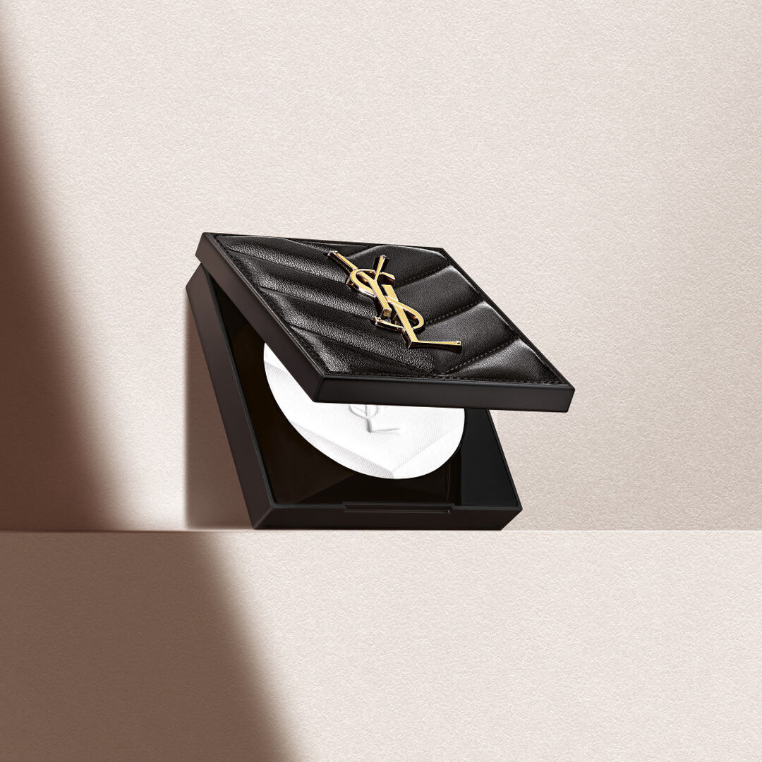 Yves Saint Laurent All Hours Pó Matificante Multi-usos
