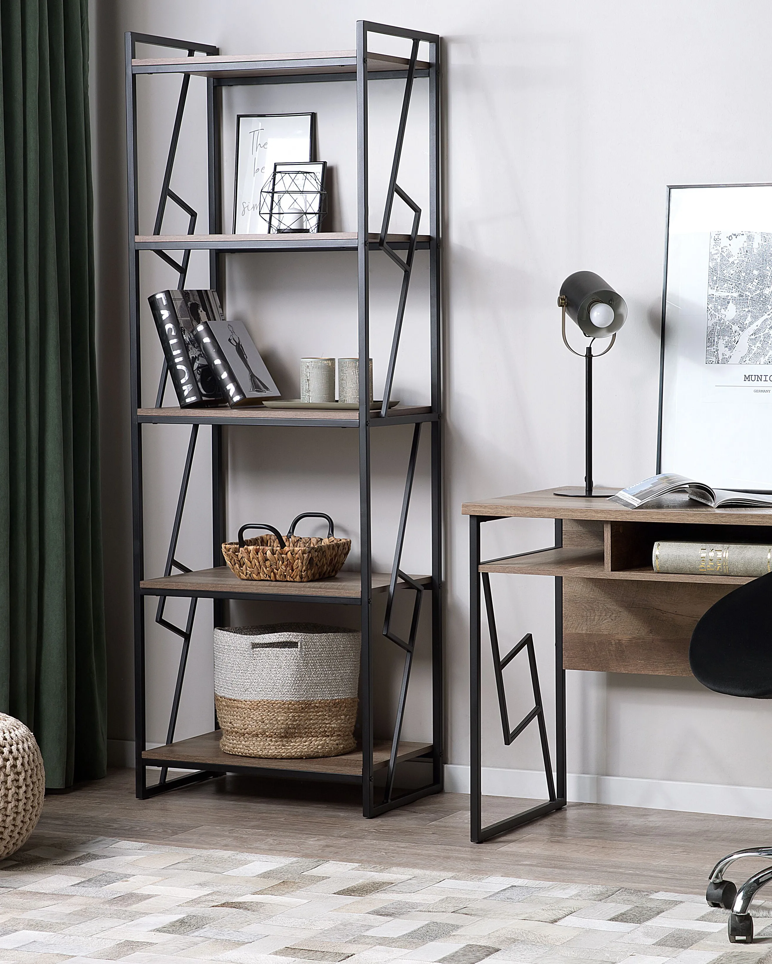Boekenkast met 5 planken FORRES 184 cm Bruin/zwart