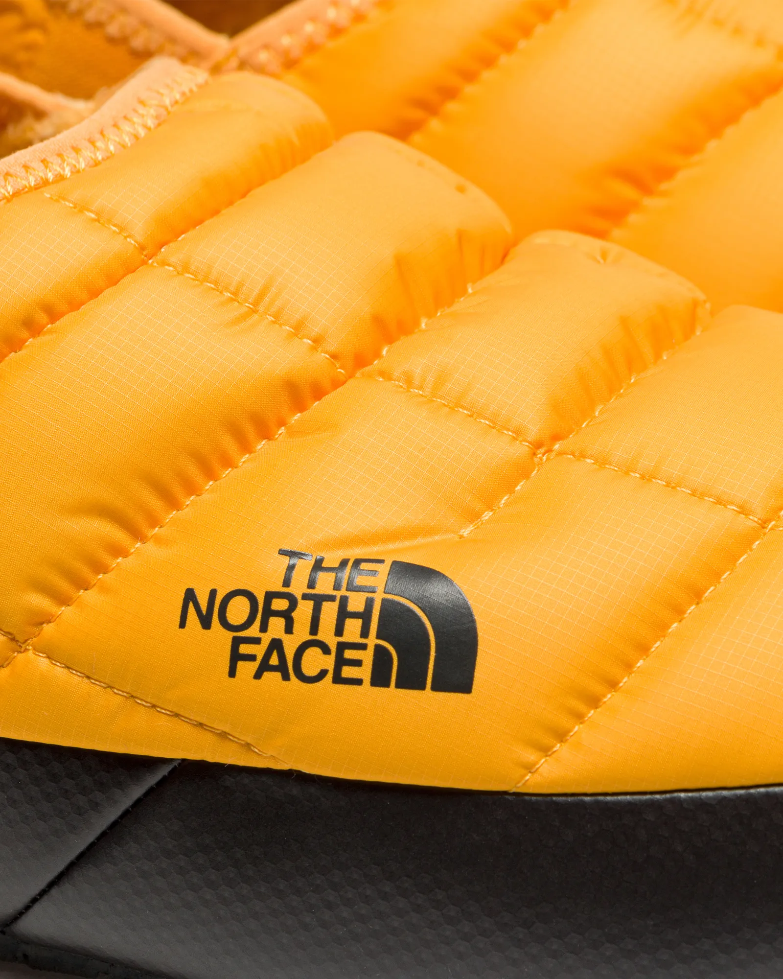 The North Face THERMOBALL TRACTION MULE V