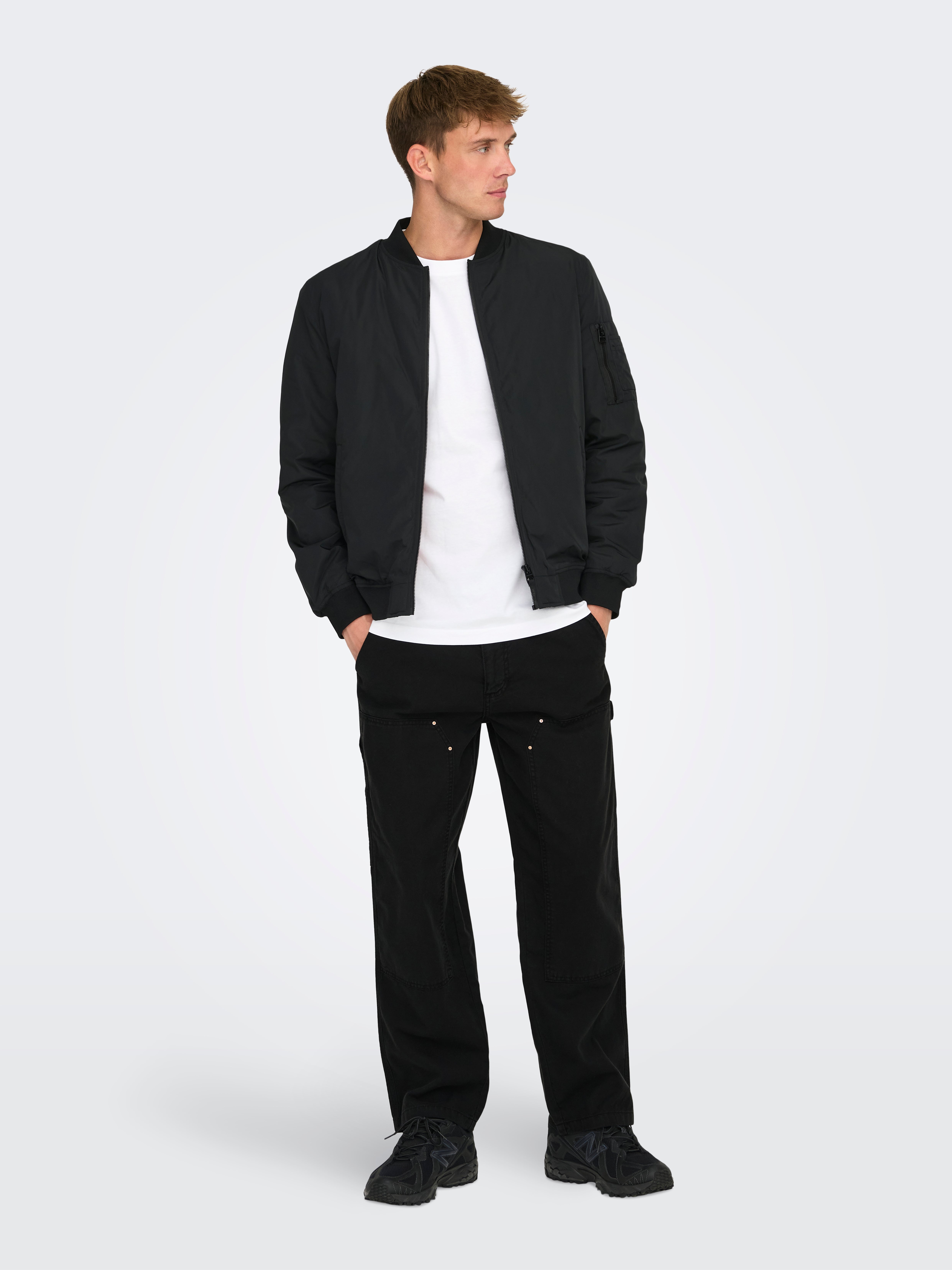 ONSFADE Locker geschnitten Hose mit weitem Beinschnitt Black
