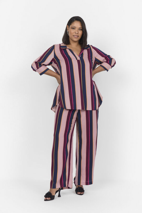 Wasabiconcept Curvy WA-JOSEPHINE 2 Bluse Navy blå 6799c blue iris combi