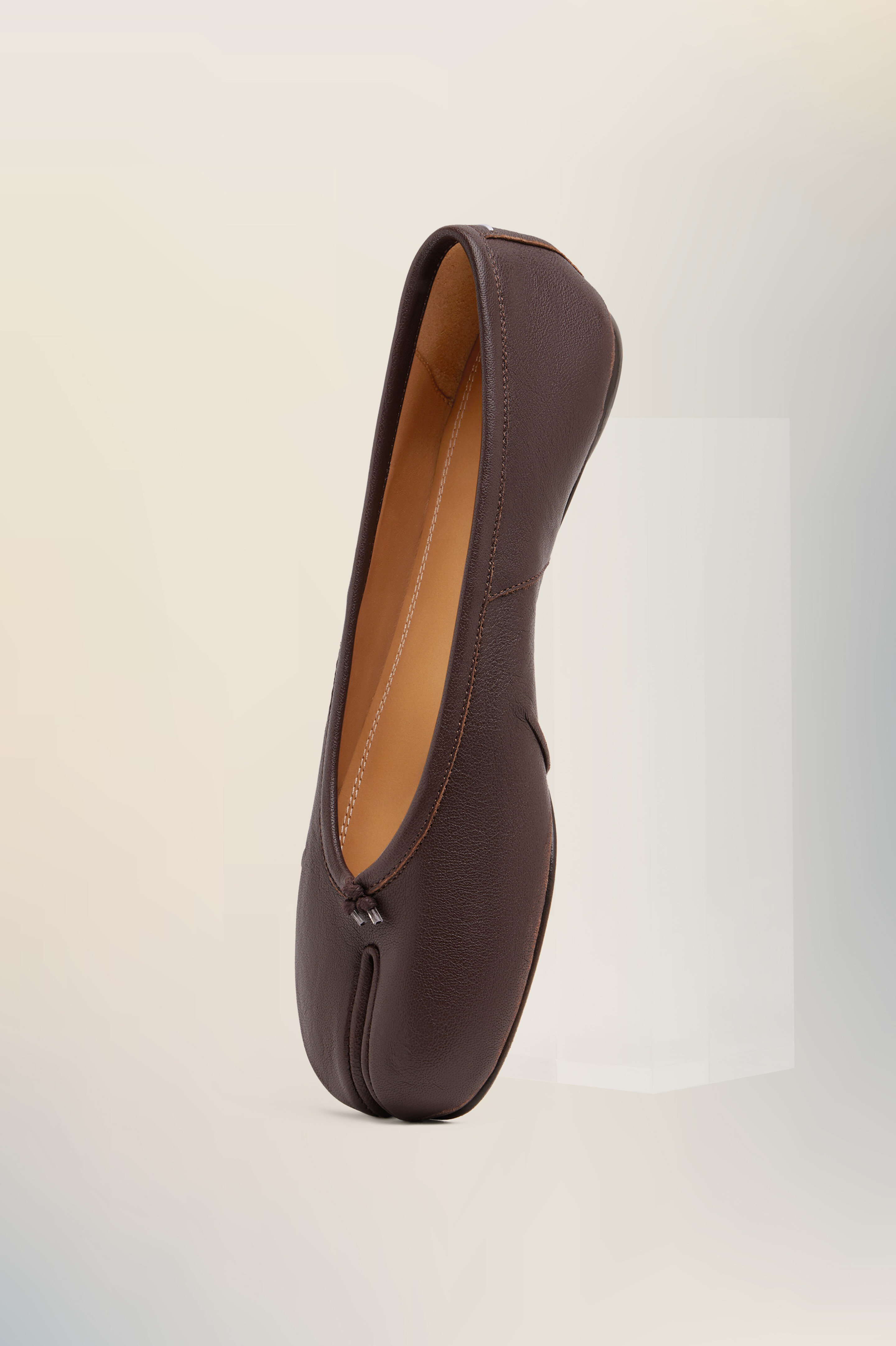 Nouvelles ballerines Tabi marron en cuir pour femme Marron