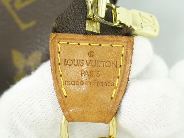 Louis Vuitton Vintage Louis Vuitton Pochette Accessoires Brown