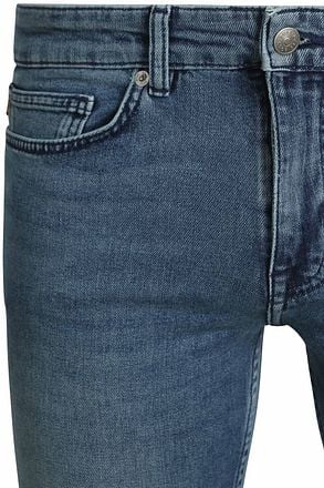 BOSS Delaware Jeans Medium Blue 50524008-427 kopen