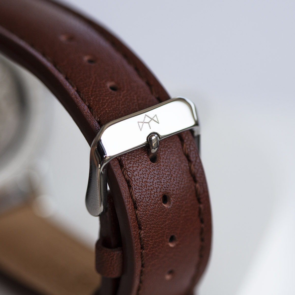 Montre homme squelette automatique acier bracelet cuir marron