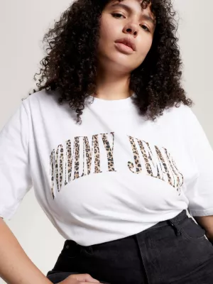 Camiseta clássica com estampa de leopardo e efeito desbotado da Curve