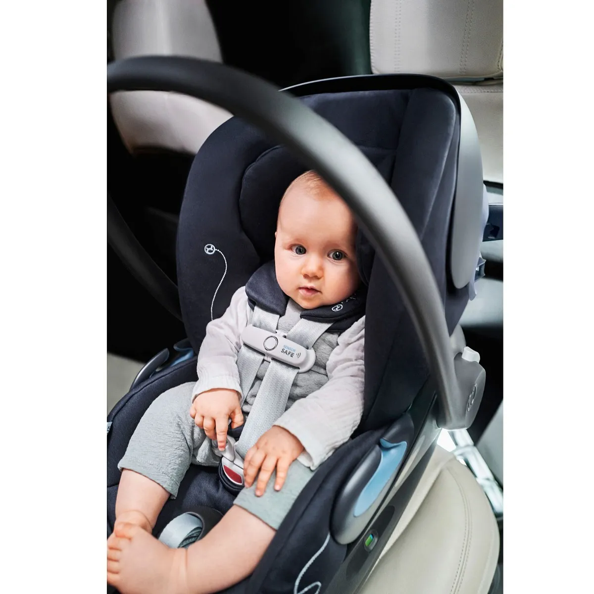 Cybex Siège d’Auto Cloud G Lux 4-35lb - Seashell Beige